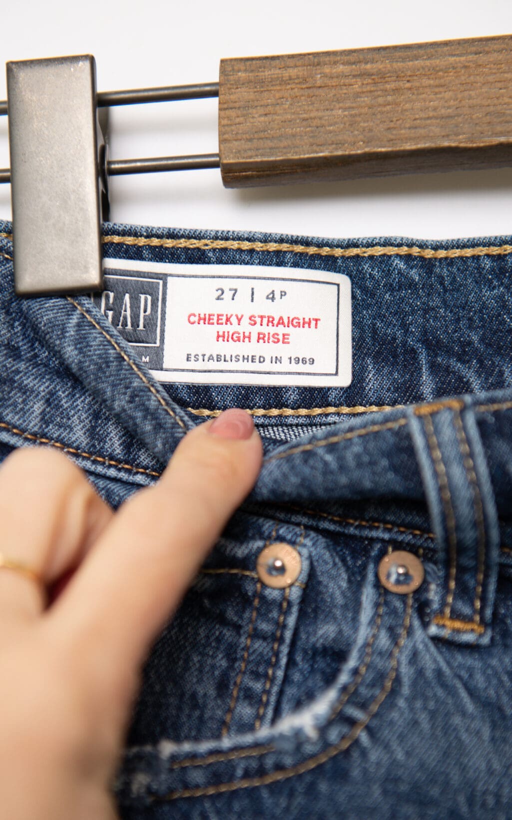 GAP Cheeky High Rise Jeans - W27