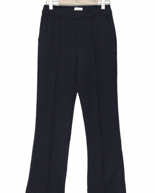 Claudie Pierlot Piny Marine Hose in Gr&ouml;&szlig;e M &ndash; Elegante Damenhose in Dunkelblau mit B&uuml;gelfalten und geradem Schnitt. Perfekt f&uuml;r schicke und l&auml;ssige Looks. Jetzt nachhaltig Secondhand bei Monkky.ch entdecken!