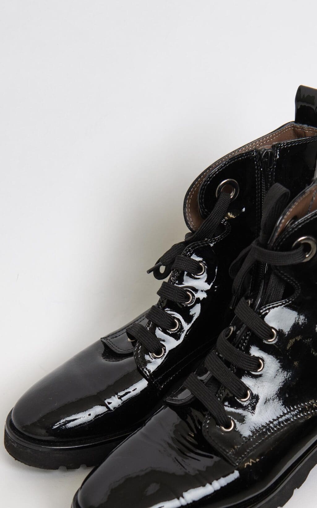 Benci Brothers Lackstiefeletten - Gr. 40.5