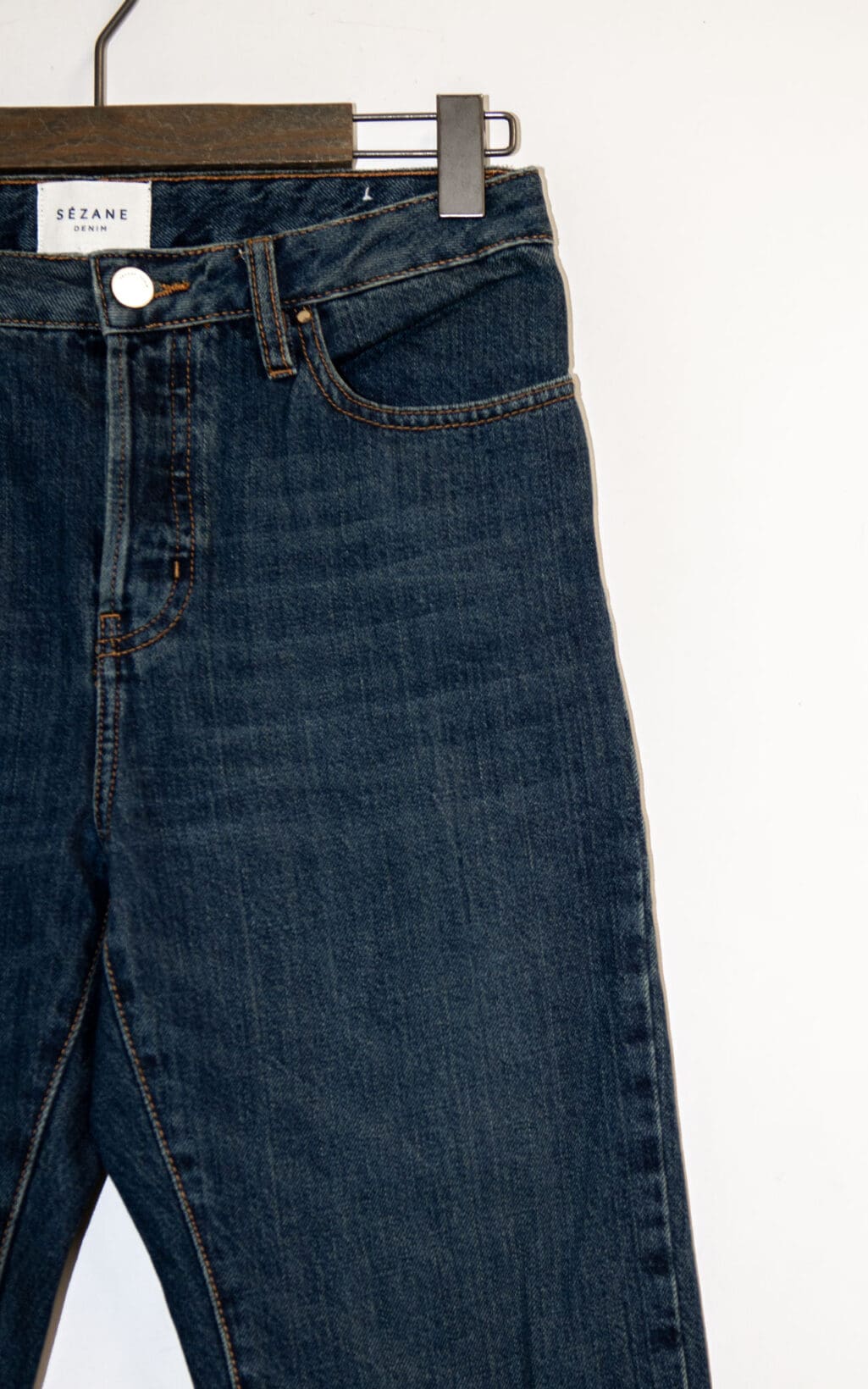 S&eacute;zane Secondhand-Jeans &ndash; klassische blaue Denim-Jeans mit geradem Schnitt, hochwertige Verarbeitung und zeitloses Design.