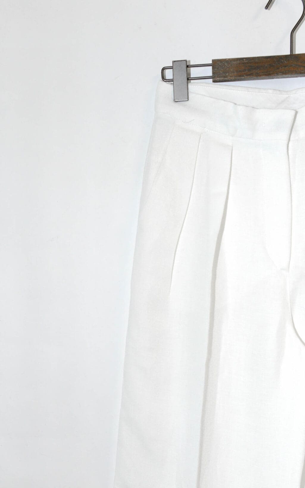 Sportmax wei&szlig;e Wide-Leg Hose, Secondhand, mit weitem Schnitt und hochgezogenem Bund.