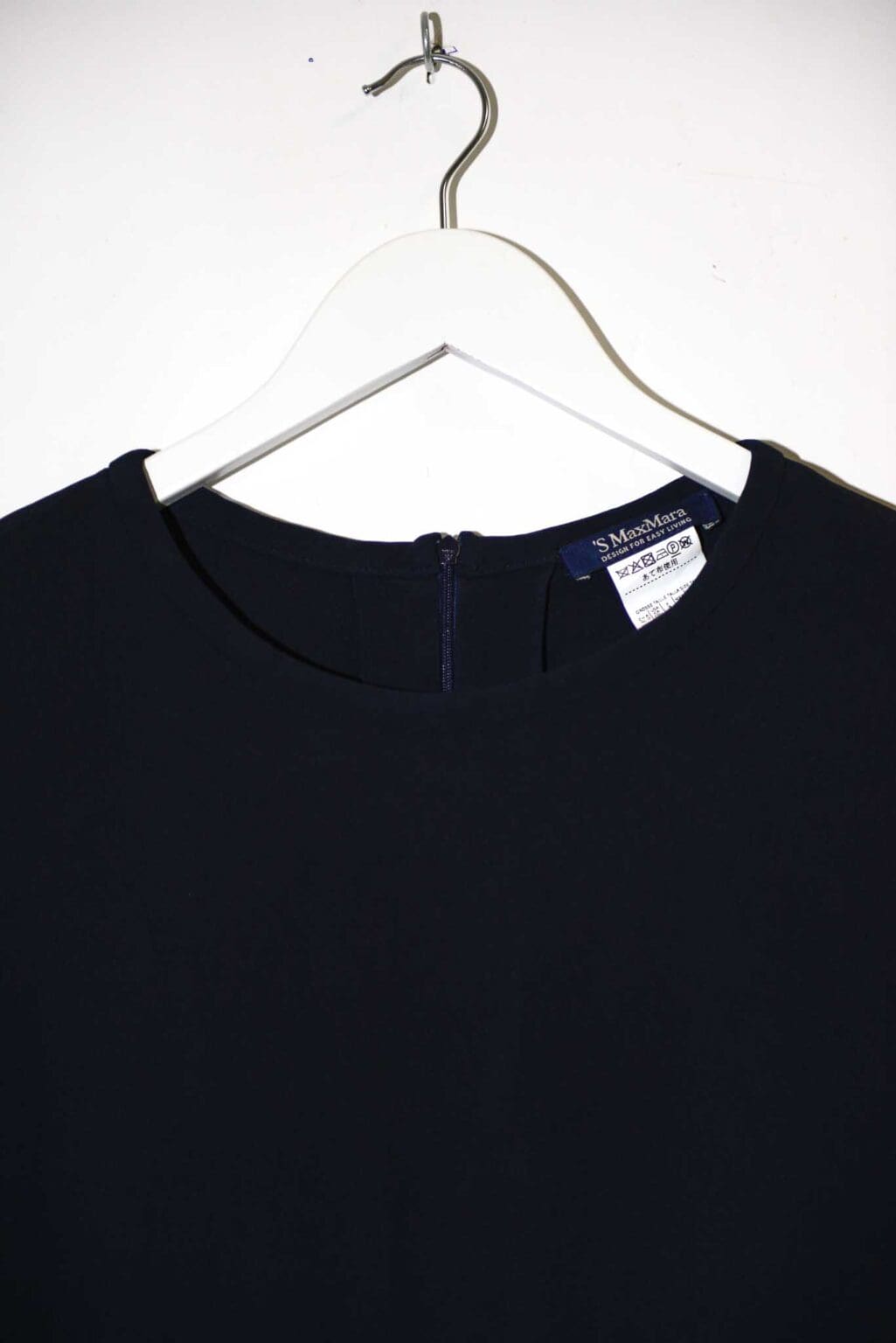 S. Max Mara Kleid in Navy, Midi-L&auml;nge mit A-Linien-Schnitt und 3/4-&Auml;rmeln. Zeitlos elegant und vielseitig tragbar &ndash; ein hochwertiges Secondhand-Designerst&uuml;ck.