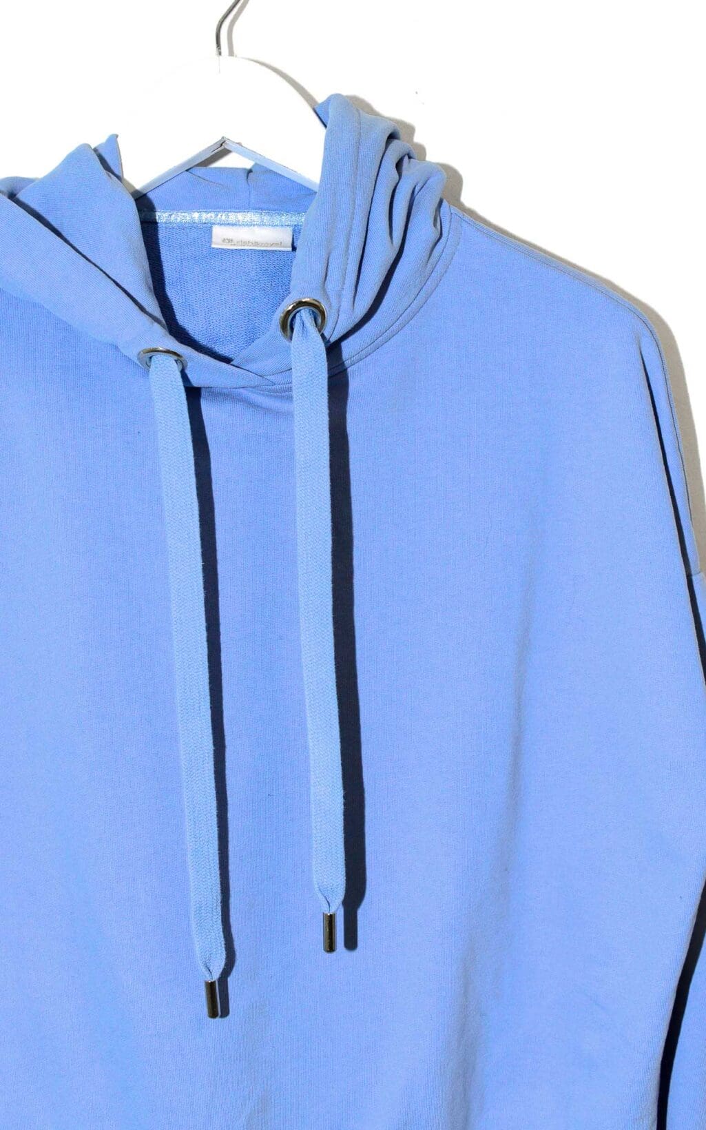 Blauer Secondhand Hoodie von Rich&Royal, Modell Felpa in Blau.