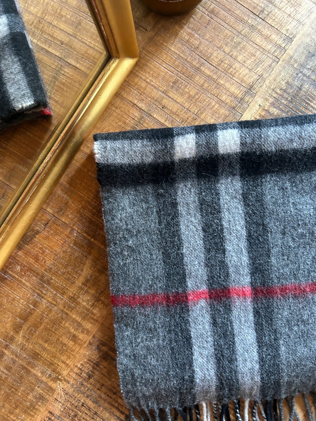 Burberry 100% Cashmere Schal